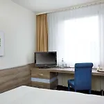 فندق إتش + هوتل فرانكفورت إيربورت ويست هوفهايم آم تاونوس