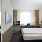 إتش + هوتل فرانكفورت إيربورت ويست 4* هوفهايم آم تاونوس