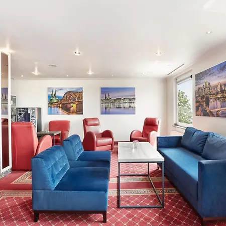 H+ Frankfurt Airport West