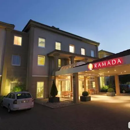 Szálloda H+ Frankfurt Airport West 4*
