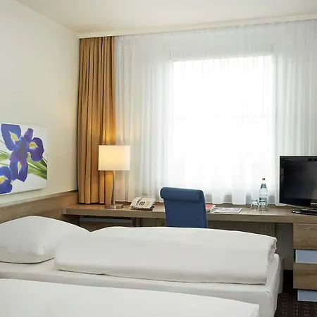 H+ Frankfurt Airport West 4*