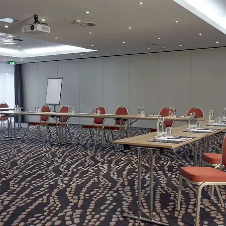 H+ Frankfurt Airport West Ξενοδοχείο 4*