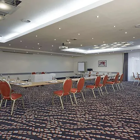 Hotel H+ Frankfurt Airport West