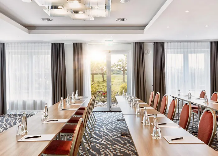 Hotel H+ Frankfurt Airport West