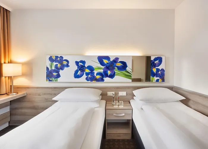 H+ Frankfurt Airport West