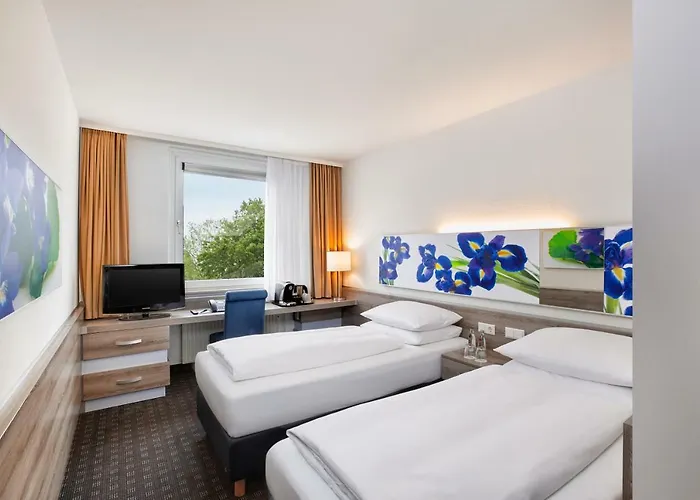 Hotel H+ Frankfurt Airport West