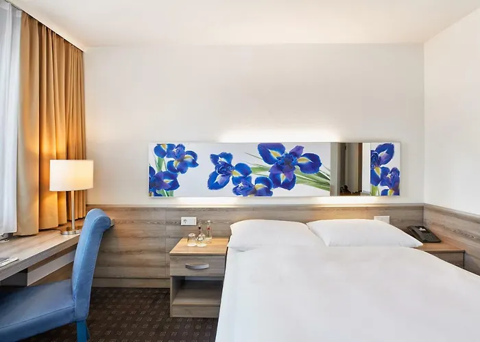 H+ Frankfurt Airport West Hotel