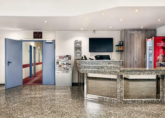 Hotel H+ Frankfurt Airport West