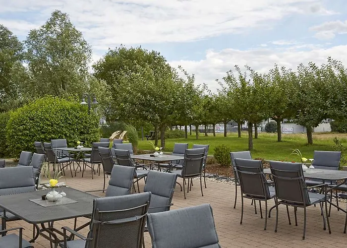 Hotel H+ Frankfurt Airport West